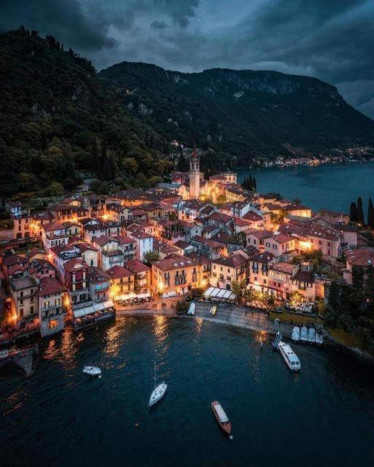Tosca House 2 Bed and Breakfast Varenna Buitenkant foto