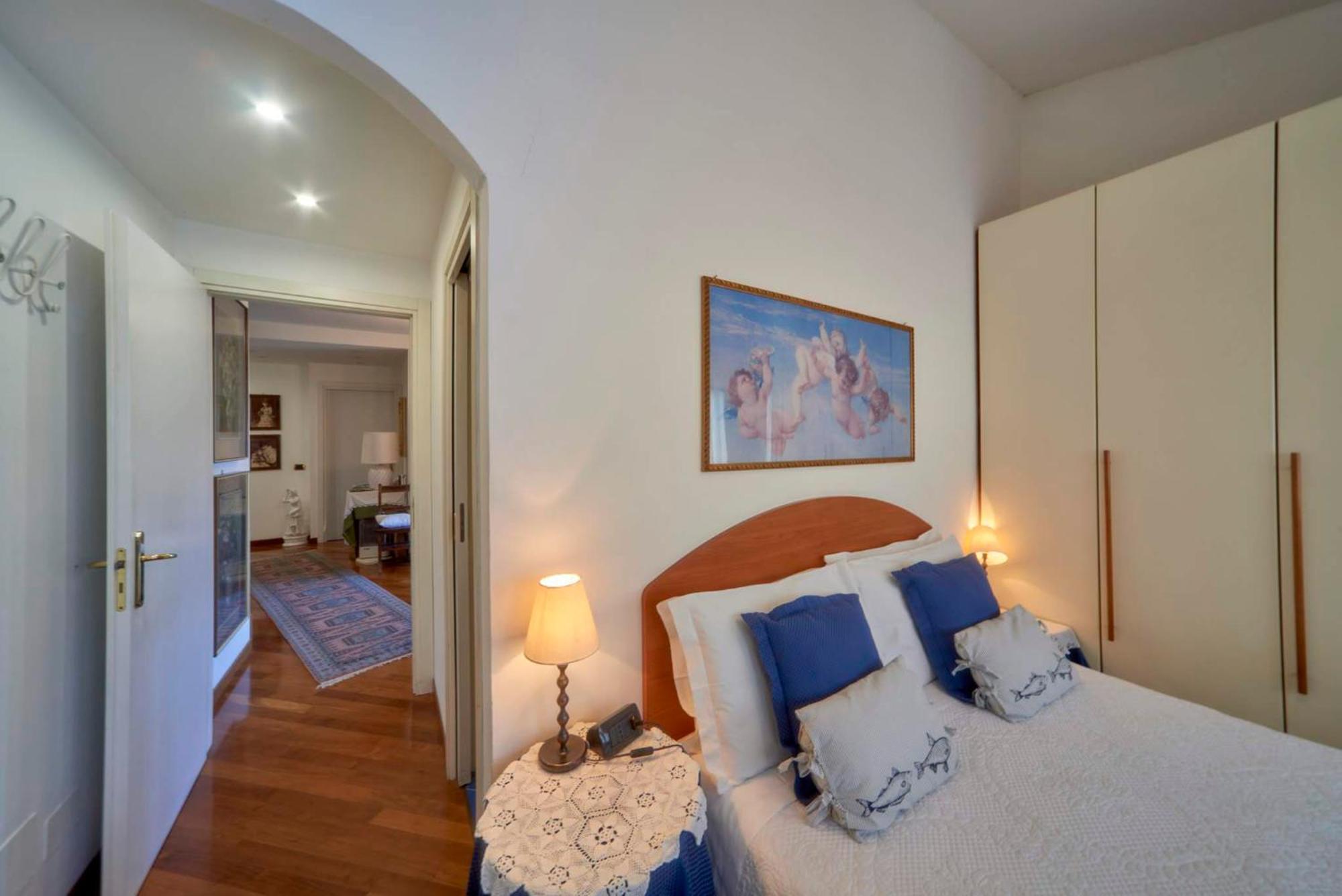 Tosca House 2 Bed and Breakfast Varenna Buitenkant foto