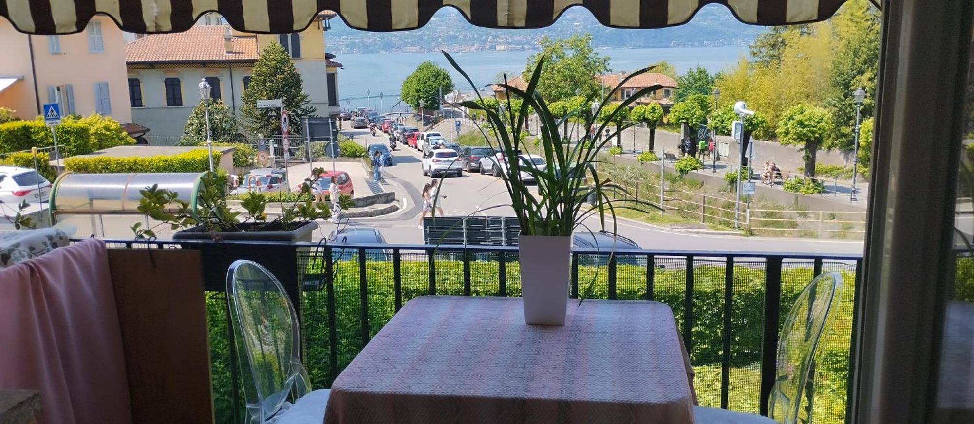 Tosca House 2 Bed and Breakfast Varenna Buitenkant foto